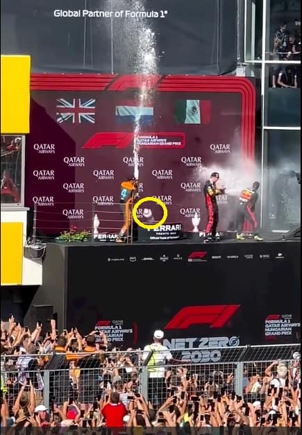Landon ‘destroza’ el trofeo de Verstappen en plena celebración del GP de Hungría; el momento se viraliza