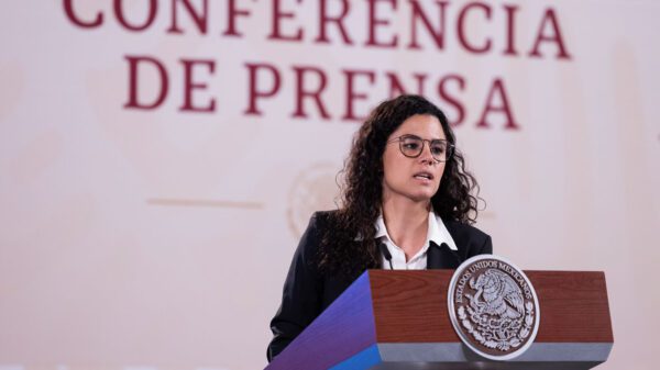 Se formaliza la compra-venta de Mexicana de Aviación