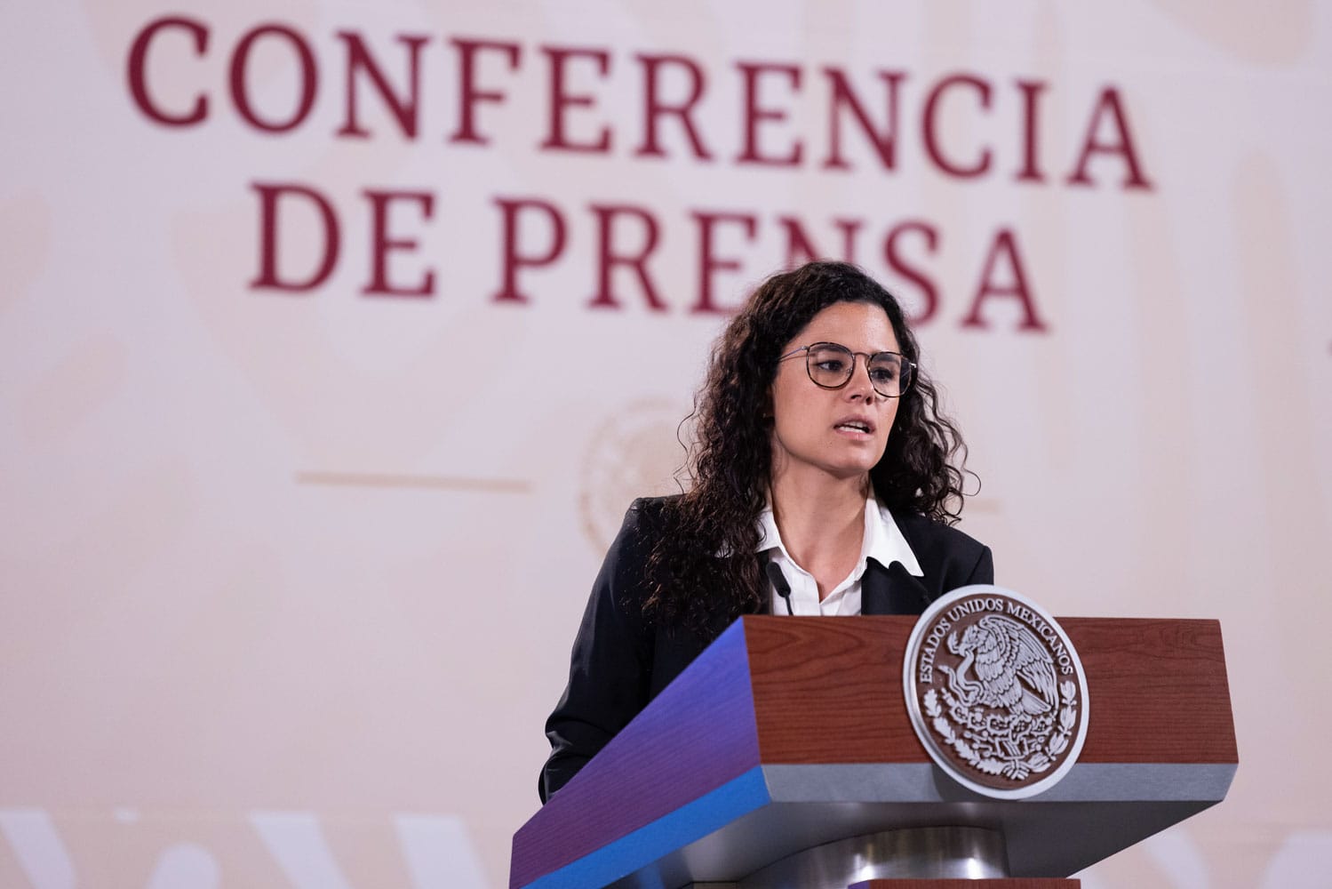 Se formaliza la compra-venta de Mexicana de Aviación