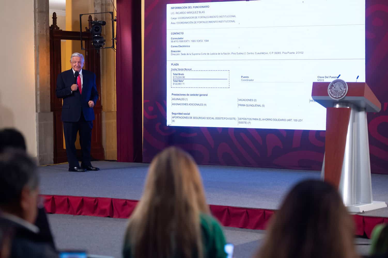 Gobierno de México quiere rescatar a la empresa Altos Hornos