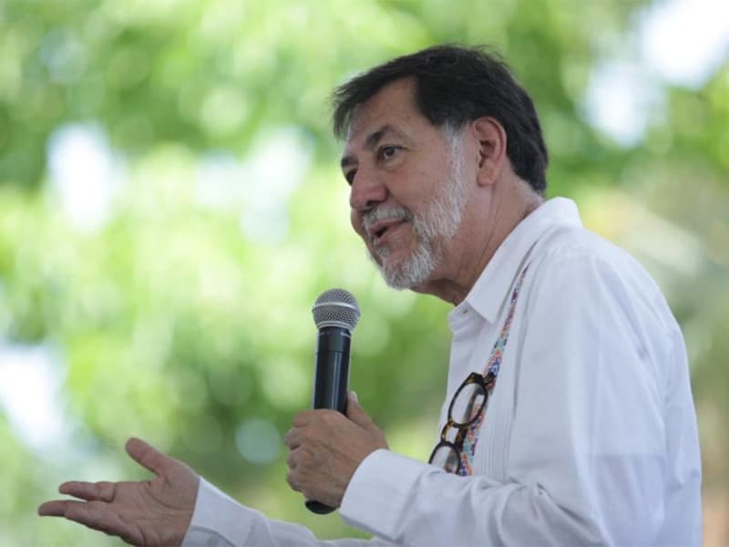 López Obrador ganaría con apoyo aplastante de la gente, si hubiese reelección: Noroña