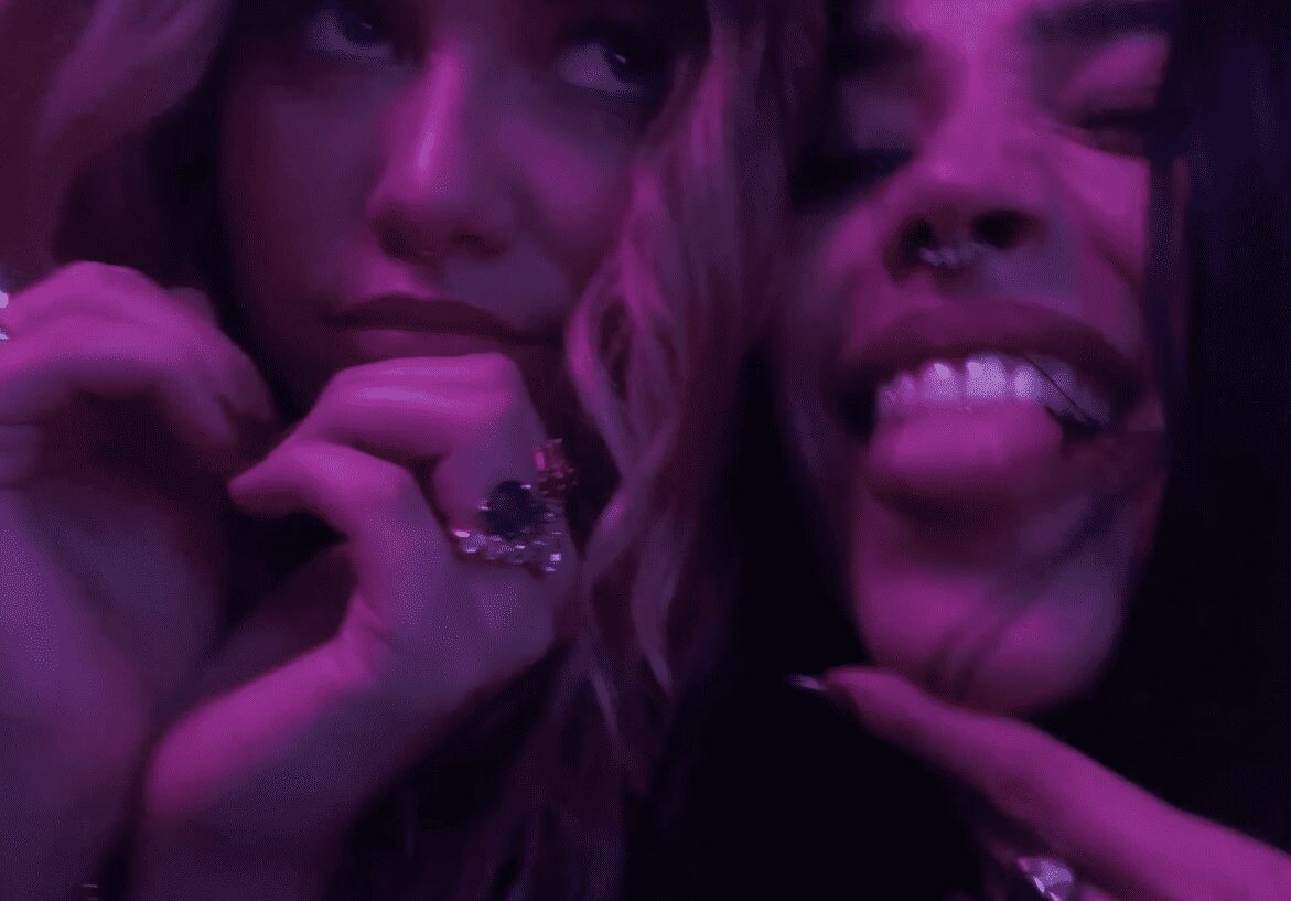 Danna Paola confiesa que se enamoró de una mujer