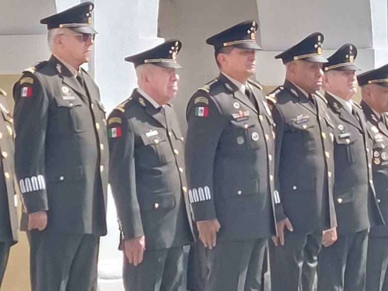 Extitulares de la Sedena se reúnen para celebrar los 200 años del Heroico Colegio Militar