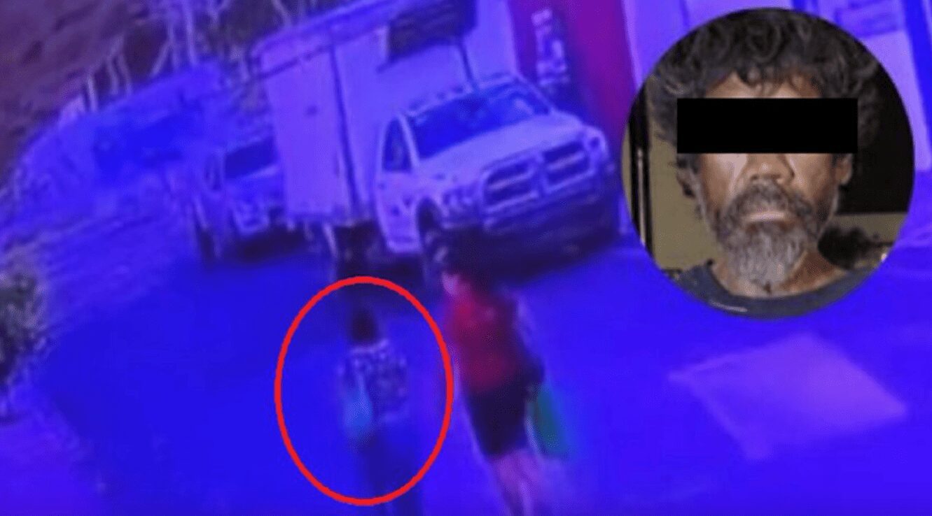 Individuo apuñala a mujer que paseaba con una amiga en la vía pública en Monterrey