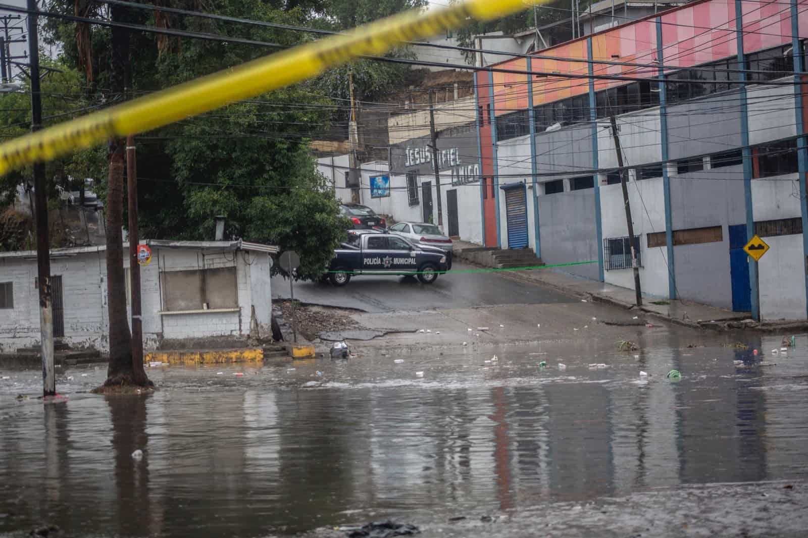 ‘Hilary’ provoca deslizamiento de tierra e inundaciones en Tijuana