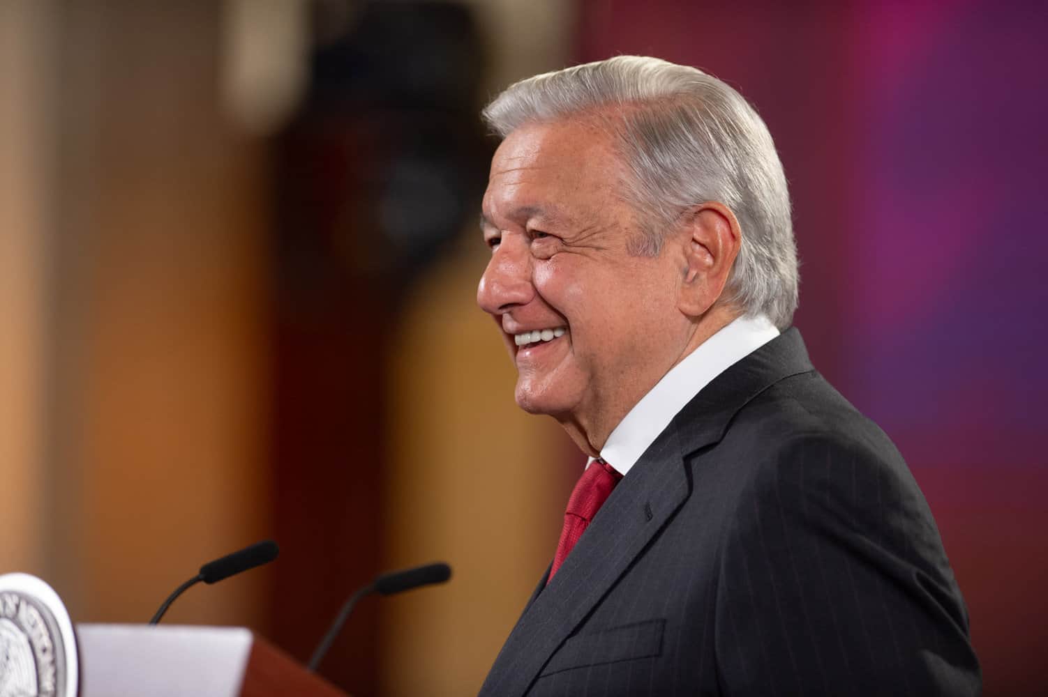 AMLO visitará Colombia y Chile: evitará volar sobre Perú