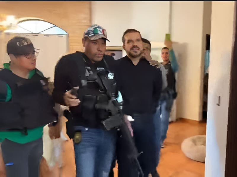 Jefe de gabinete de Tepic, Nayarit, es detenido: Alcaldesa Geraldine Ponce afirma ser víctima de persecución política
