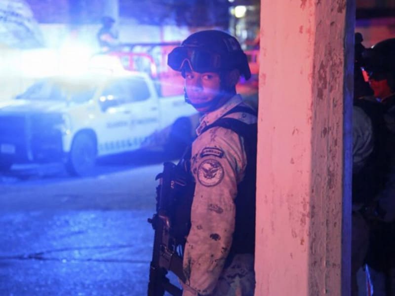 En Acapulco dejan los restos de una mujer en varios puntos