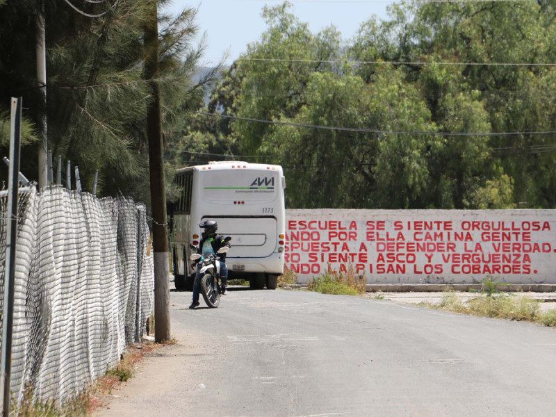 Autobuses del Valle del Mezquital detienen sus servicios debido a la presencia de individuos armados