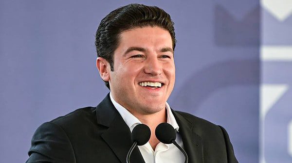 Dan amparo a Samuel García contra órdenes de aprehensión