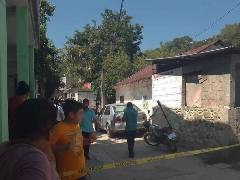 Se desata el pánico en Jaltocán, Hidalgo, tras explosión de bodega con pirotecnia