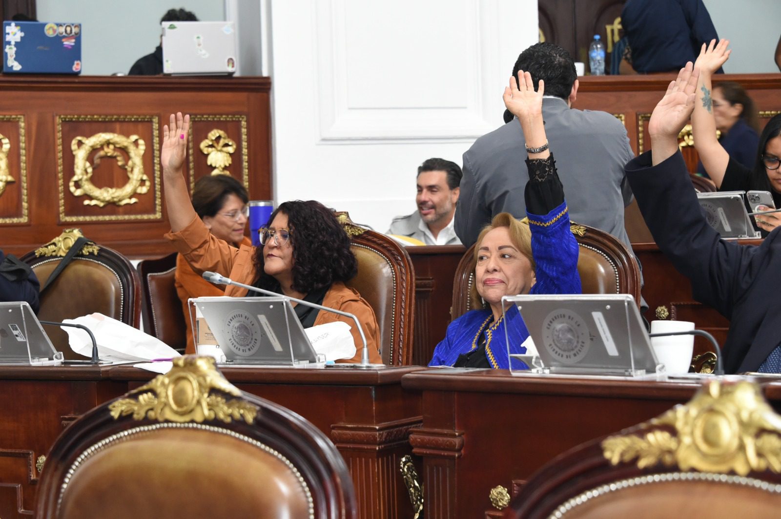 Aprueba Congreso CDMX licencia de Clara Brugada