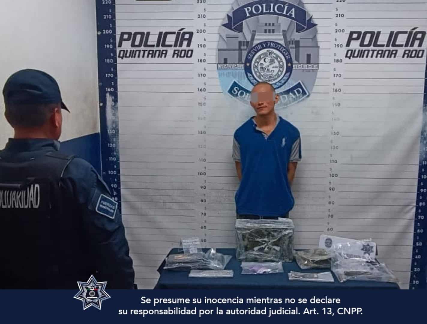 En Solidaridad policías municipales detienen a tres hombres con arma y droga