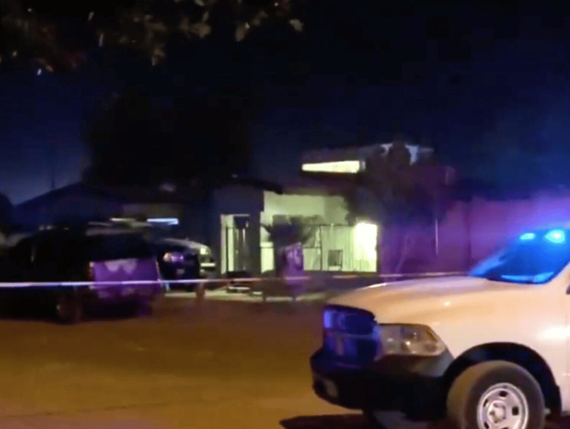 Tres personas son arrestadas después de un ataque a agentes de policía en San Luis Río Colorado, Sonora, que resultó en la muerte de un periodista