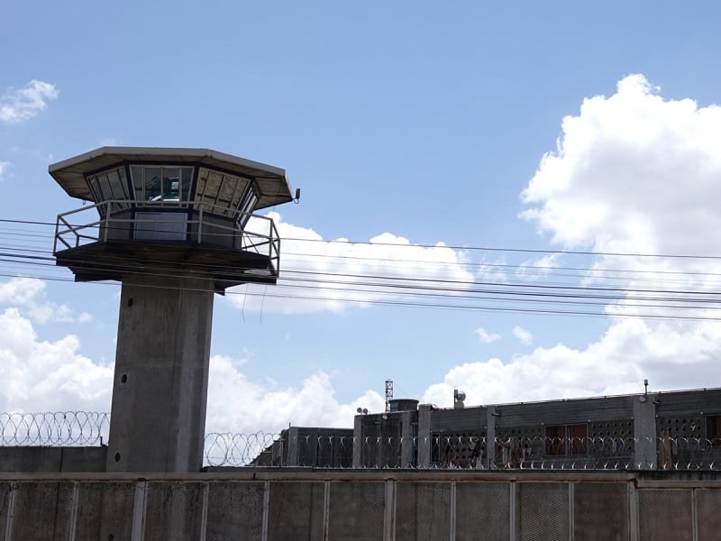 Condenan a seis años de prisión a conductora ebria que causó la muerte de una niña de 7 años