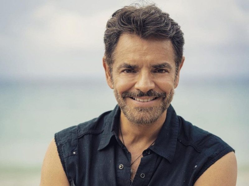 Eugenio Derbez sostiene que actualmente, dedicarse a la comedia implica ciertos riesgos, ya que, según él, “está mal visto hacerlo”
