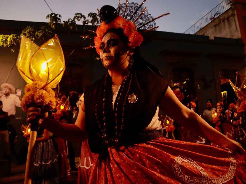Oaxaca resplandece con la celebración del Día de Muertos: “La Fiesta Más Viva de Todas”