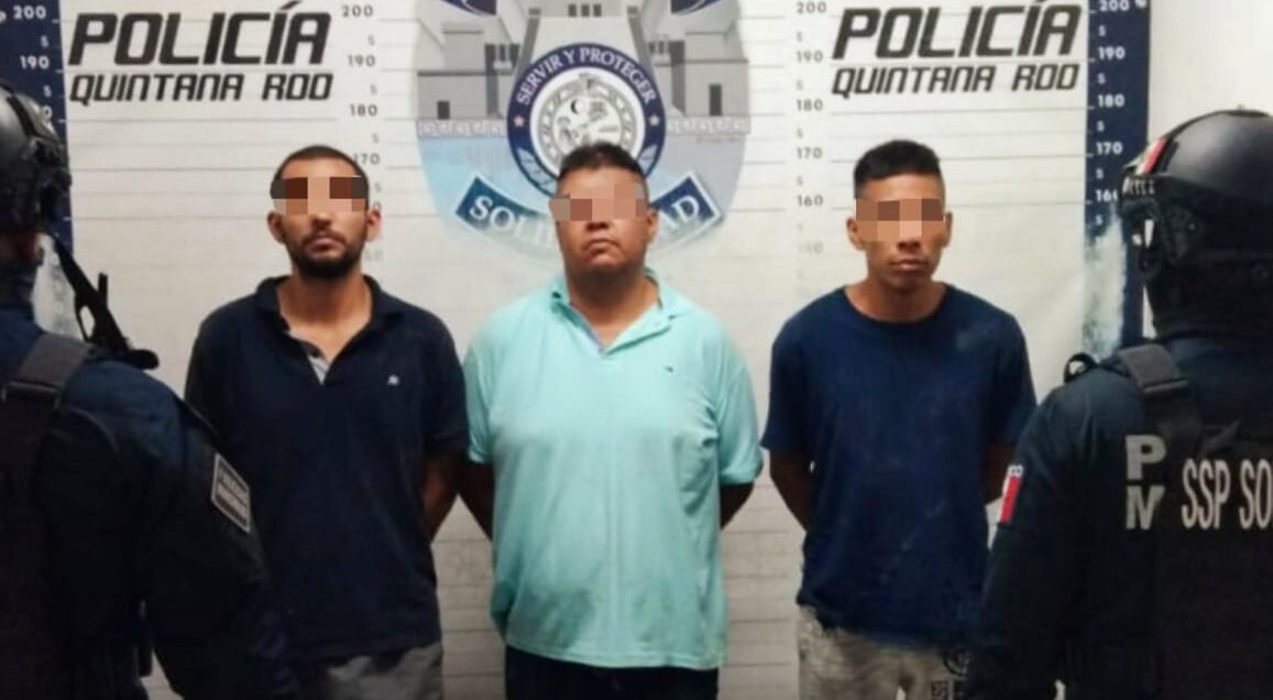 Policía de Solidaridad detiene a 3 hombres con 100 dosis de drogas