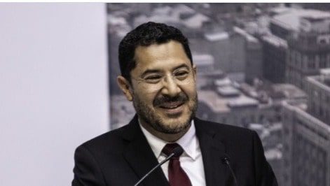 En solidaridad con Guerrero, posponen el encendido de mosaicos decorativos en el Zócalo de la CDMX