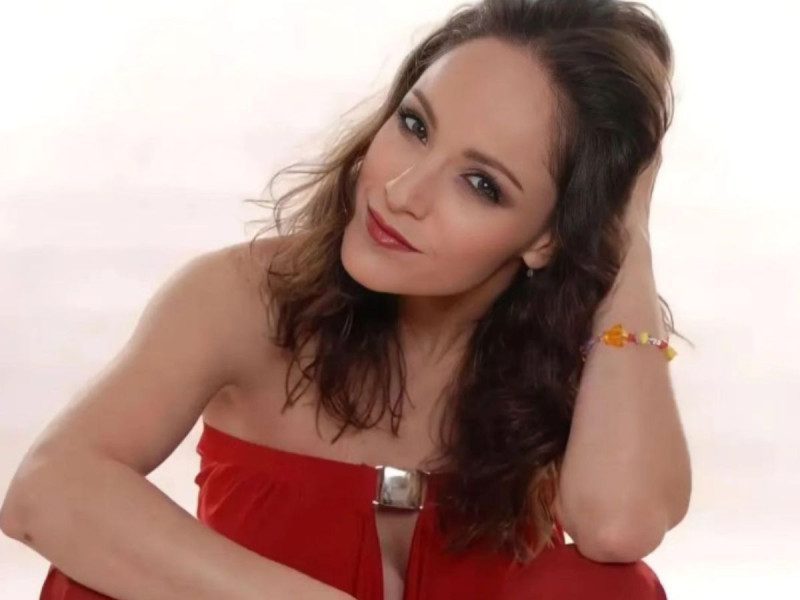 Por cáncer de mama, Lolita Cortés se somete a una mastectomía