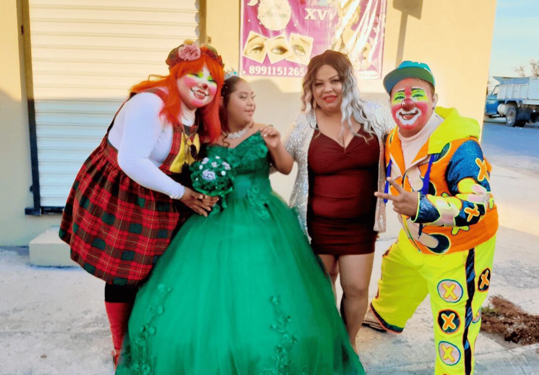 Los XV años de Monse en Reynosa fueron rescatados por ciudadanos, ya que los invitados la abandonaron