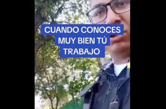 Policía de la CDMX infracciona a un funcionario que quería ‘charolear’, el vídeo se vuelve viral