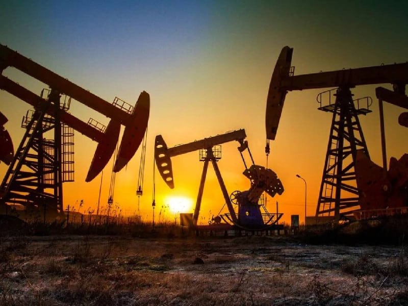 Tras acuerdo electoral, Estados Unidos reducirá sanciones petroleras a Venezuela