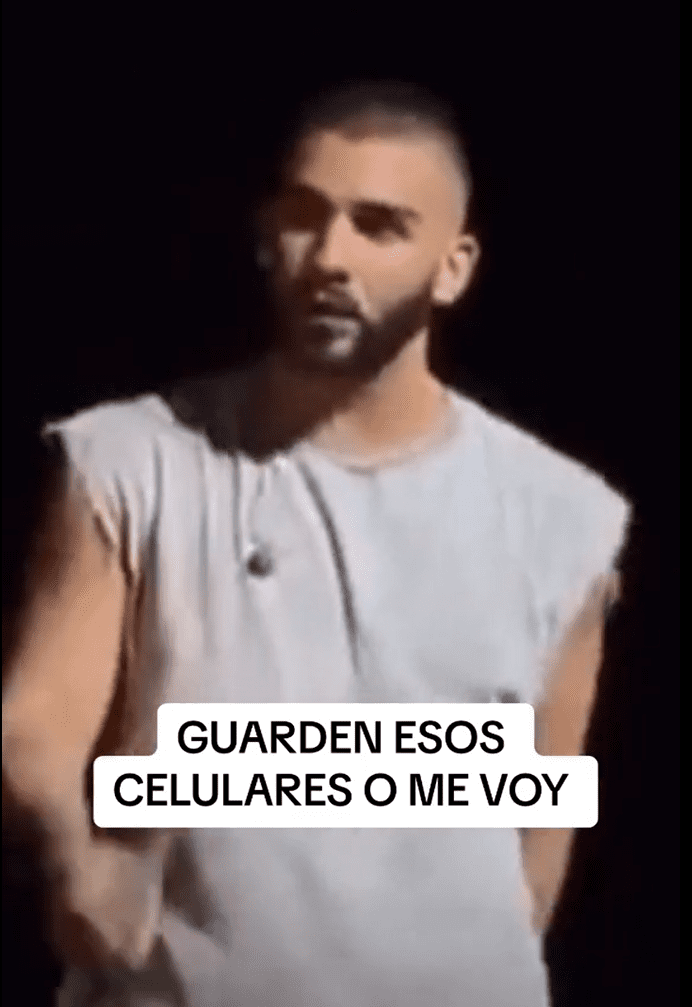 Manuel Turizo pide a fans guardar celulares en concierto y amenaza con abandonar el escenario