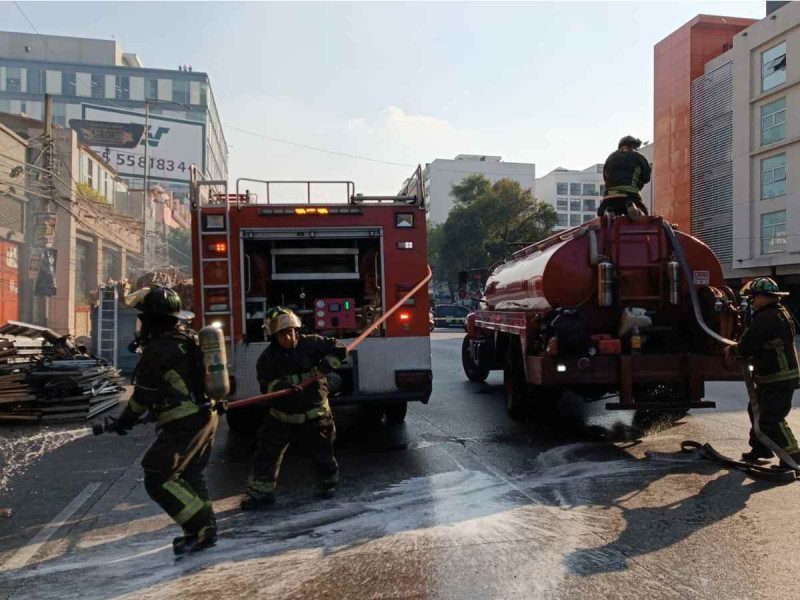 Un incendio en un restaurante de BJ causó una crisis nerviosa; la persona fue atendida