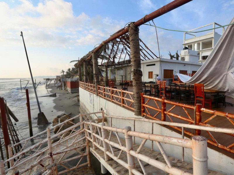 Restauranteros solicitan a los turistas que no dejen de visitar Acapulco