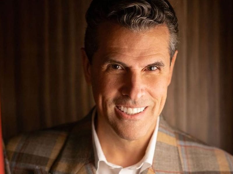 Fans de Marco Antonio Regil se preocupan por su apariencia física