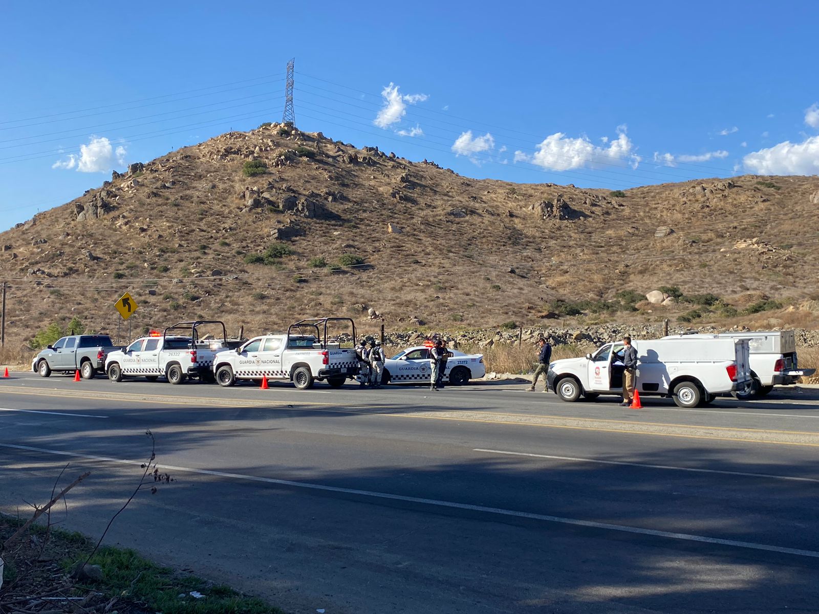 Encuentran sin vida a dos menores en las afueras de Tijuana