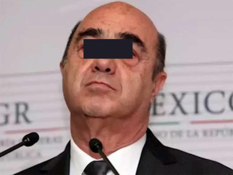 Murillo Karam consigue que le sea concedida prisión domiciliaria