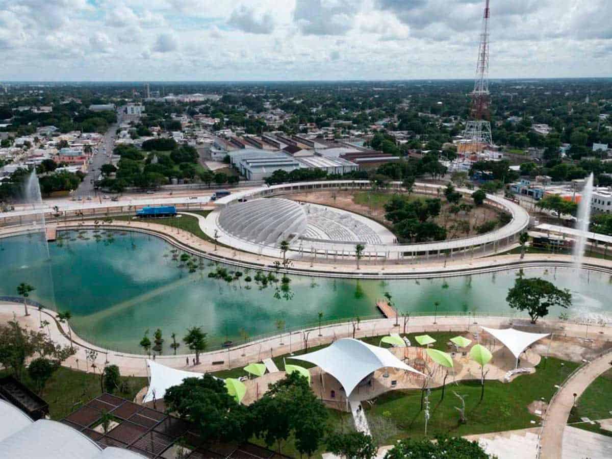 López Obrador inaugura el Parque La Plancha en Yucatán