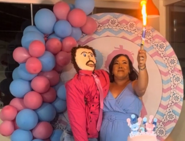 Revelación de género de la esposa del muñeco de trapo