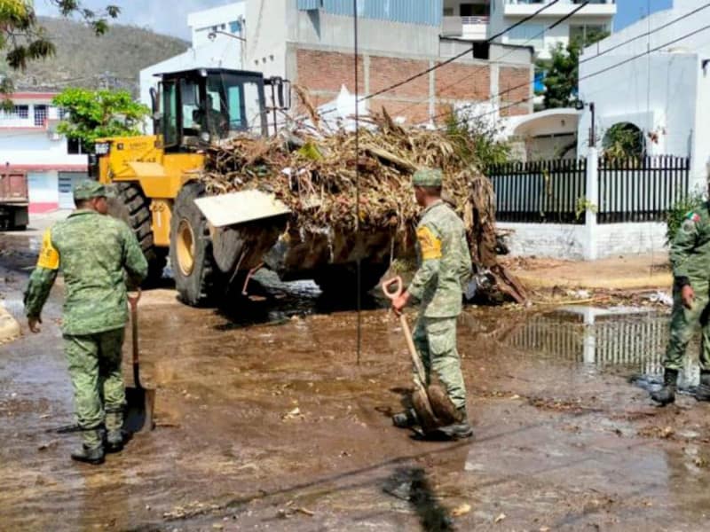 A un mes del impacto de ‘Otis’, la Sedena coordina trabajos de limpieza en Guerrero