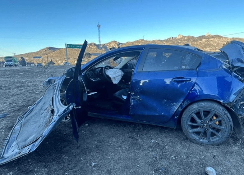 Fatal accidente, camioneta choca a vehículo y huye