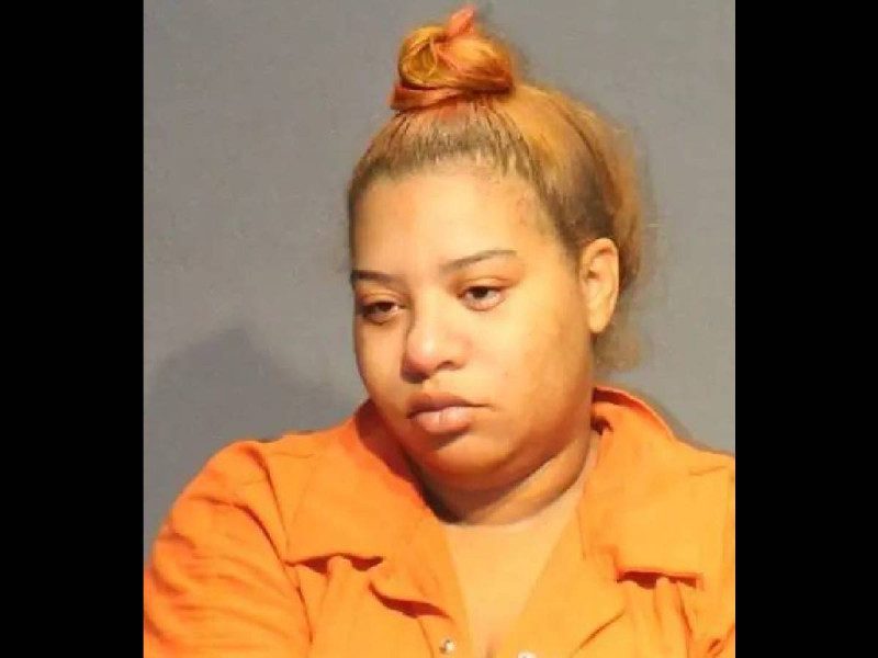 Condenada a prisión madre de niño que disparó a su maestra