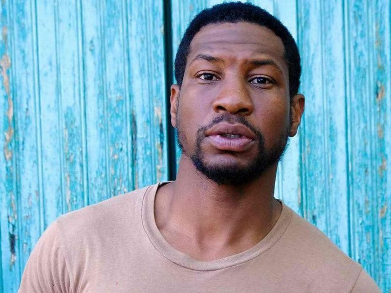 Jonathan Majors afirma que nunca ha agredido físicamente a una mujer