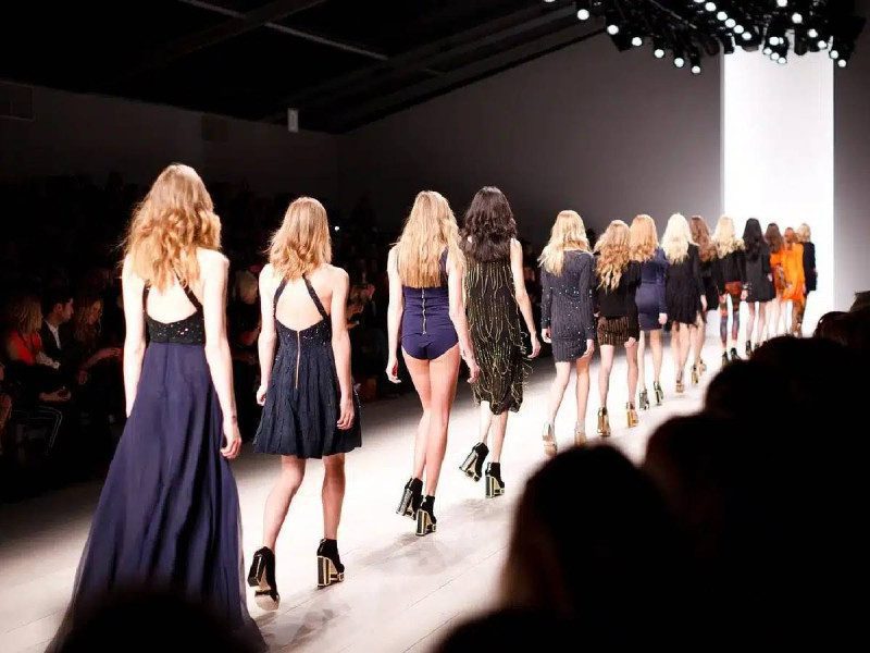 Exagente de modelos violó a 15 jóvenes, dándoles promesas de trabajo