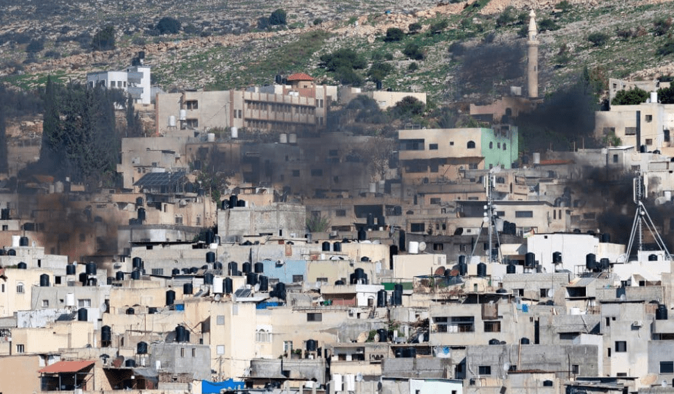 En solidaridad con Gaza, Pakistán prohíbe las fiestas de Año Nuevo