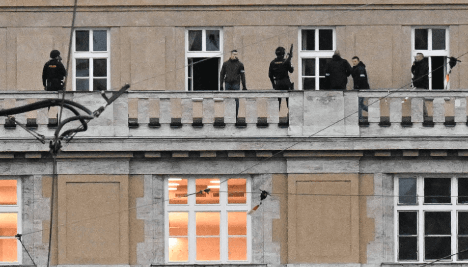 Tiroteo en universidad de Praga; víctimas fatales y heridos