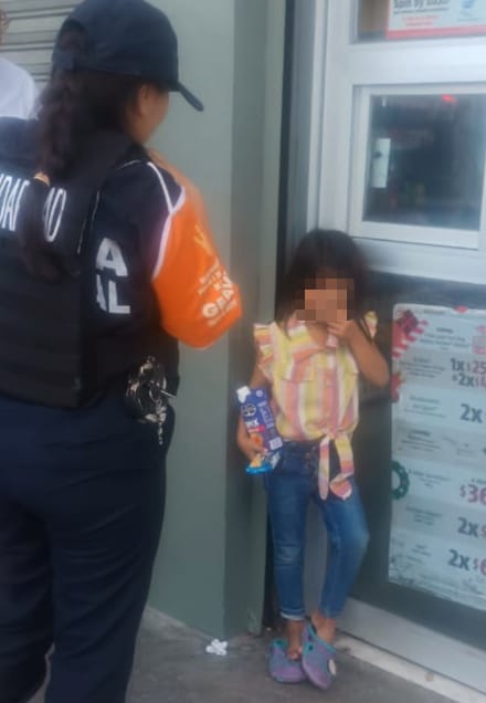 La Policía de Solidaridad responde con rapidez al reporte de niña extraviada