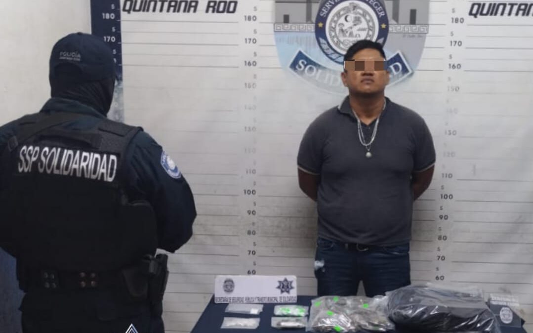 Policías municipales de Solidaridad aseguran más de 200 dosis de droga