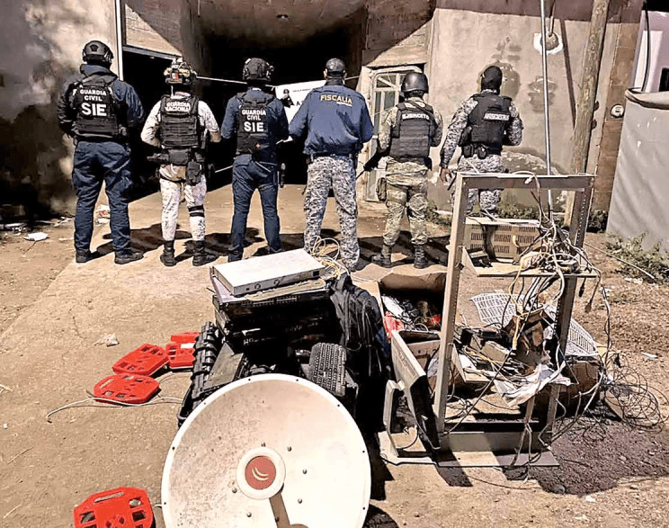 Confiscan antenas de internet a criminales