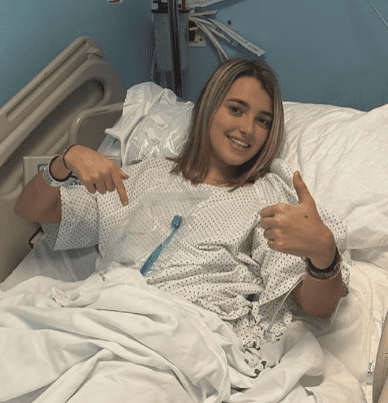 Joven traga cepillo de dientes y termina en urgencias