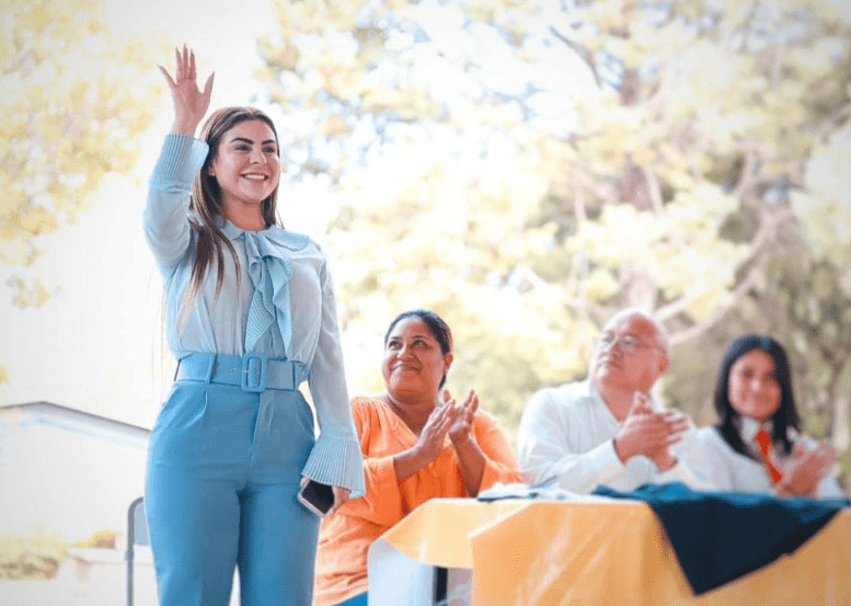 Diputada enojada por no poder desayunar en el Congreso