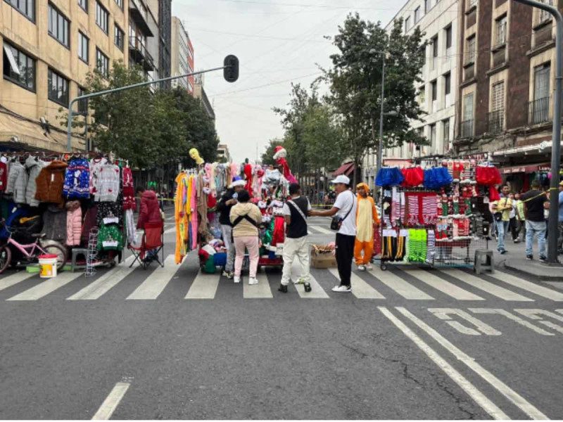 Indígenas mazahuas se manifiesta en la CDMX