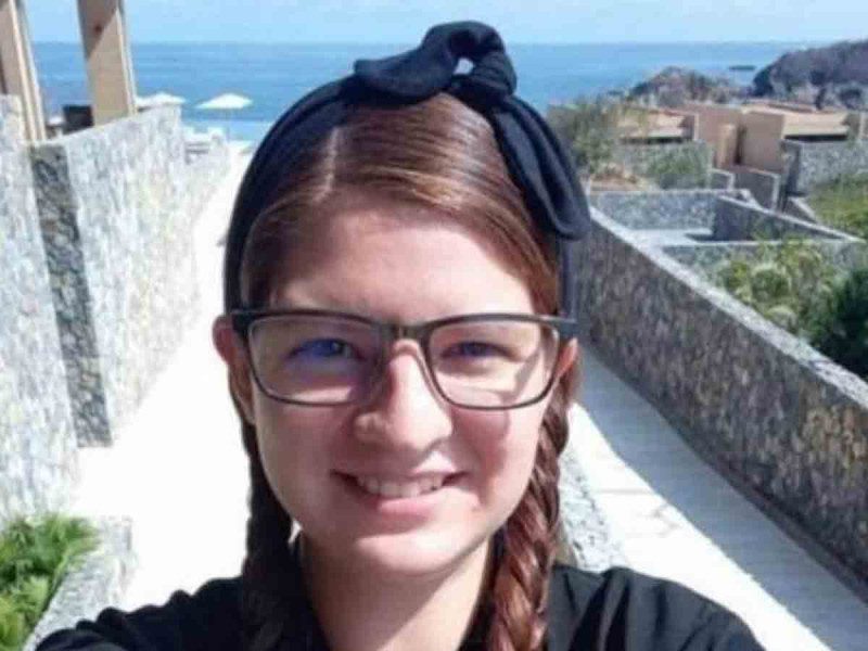 Turista atacada por el tiburón salvó a su hijo antes de morir