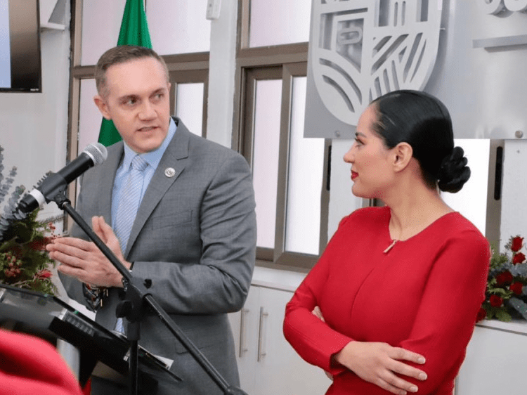 Sandra Cuevas y Adrián Rubalcava, buscan formar nuevo partido político